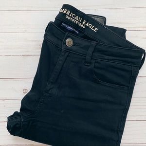 🖤American Eagle High-Waisted Black Jeggings🖤
